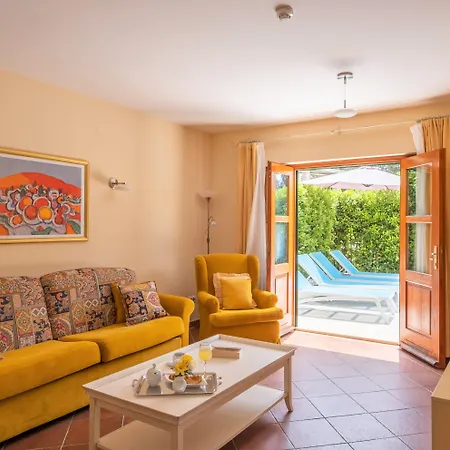 Liza Hvar Island 4* هفار